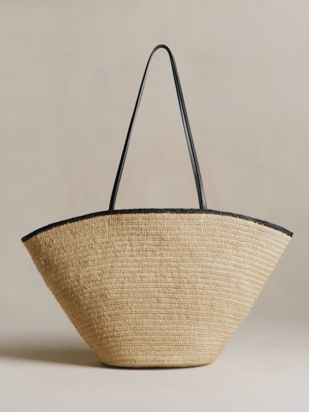 Sézane Maia Basket in Natural Choco Raffia